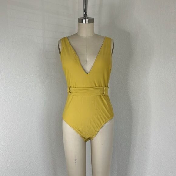 ASOS Cupshe Lizbeth Belted Plunge Swimsuit - Picture 2 of 10